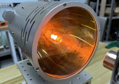 科研高溫實驗探秘：紅外點狀聚焦加熱器為何備受高校實驗室歡迎？