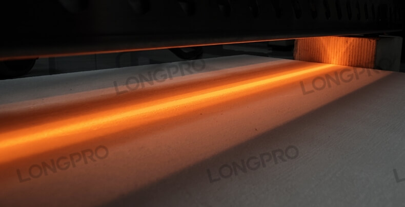 線型紅外聚焦加熱.jpg 線型紅外聚焦加熱.jpg